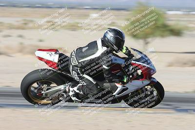 media/Oct-26-2025-Race Pace (Sun) [[c1447ca738]]/Verified/1-Turn 9 Inside (930am)/